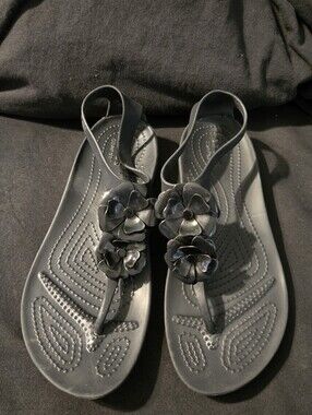 Women’s Black Floral Jelly Thong Sandals - Crocs